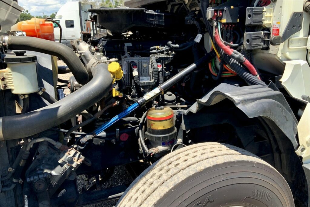 2019 INT LT625 6×4 Day Cab