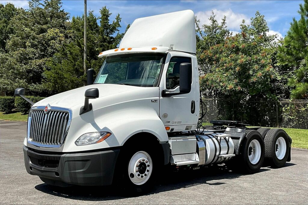 2019 INT LT625 6×4 Day Cab