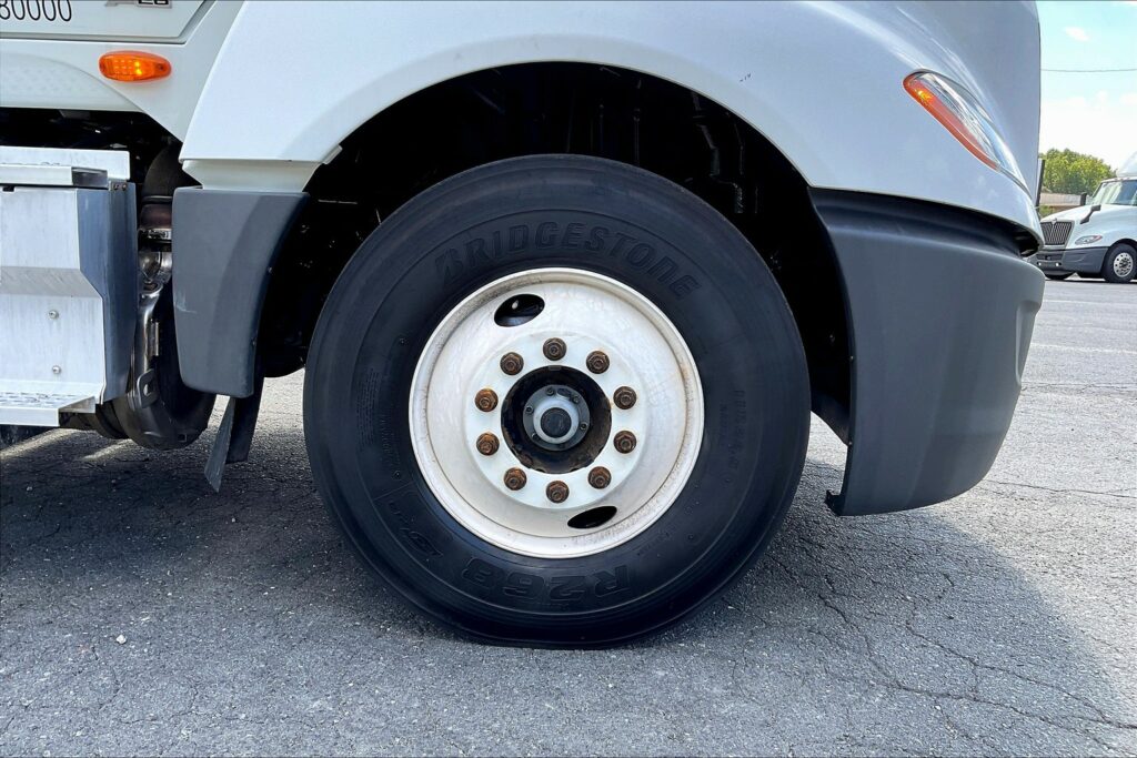 2019 INT LT625 6×4 Day Cab