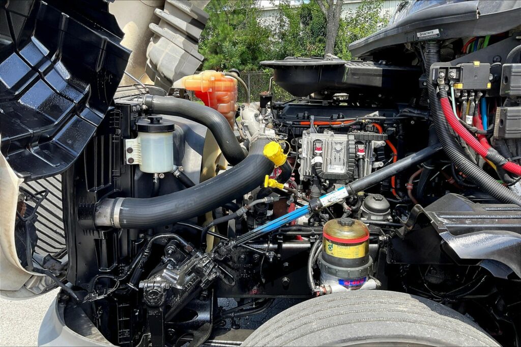 2019 INT LT625 6×4 Day Cab