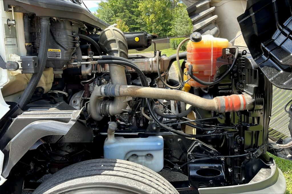 2019 INT LT625 6×4 Day Cab