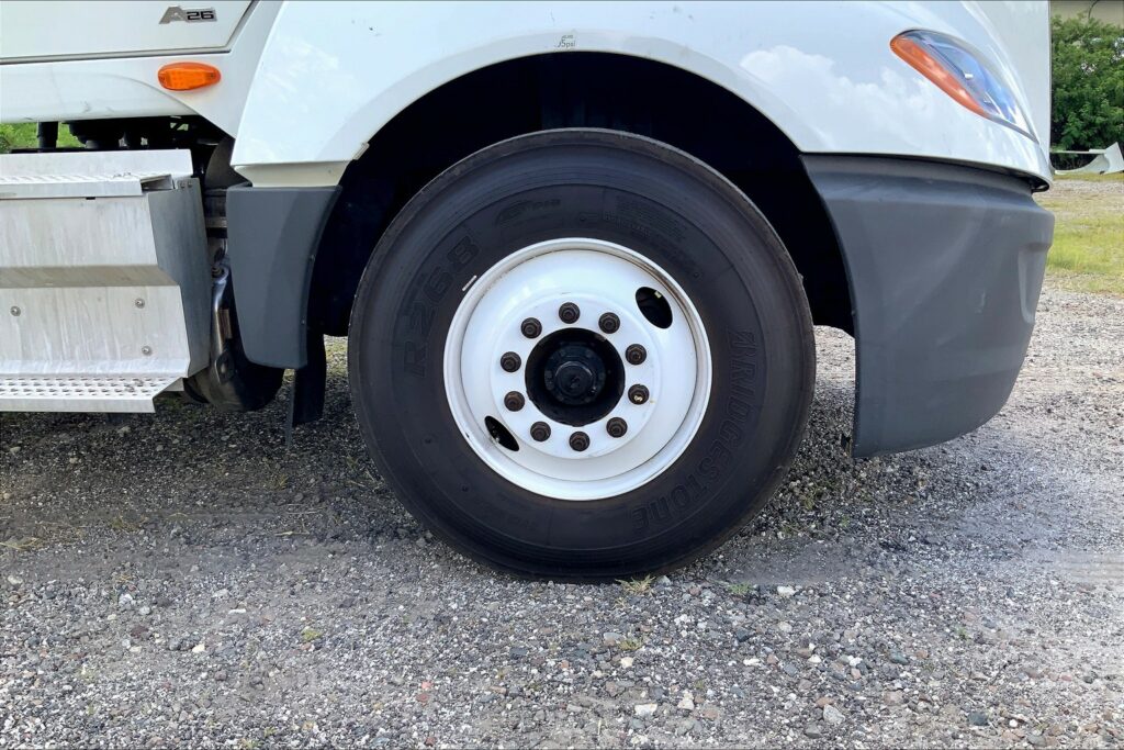 2019 INT LT625 6×4 Day Cab