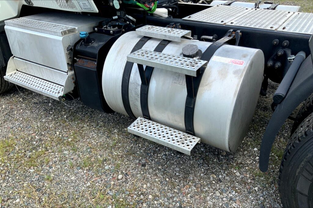 2019 INT LT625 6×4 Day Cab