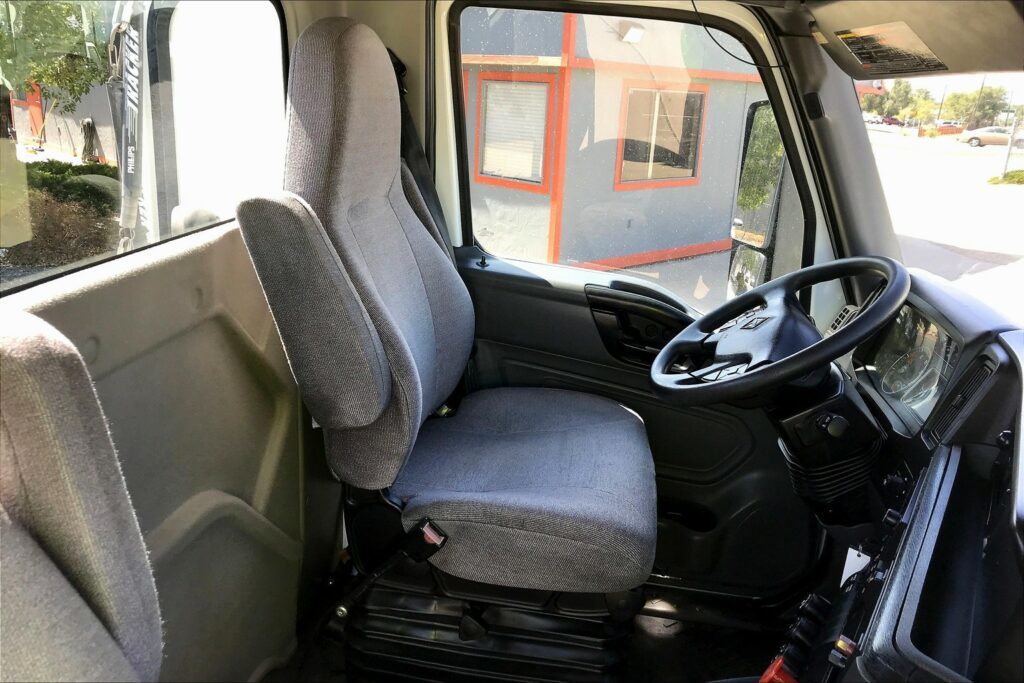 2021 CUM LT625 6×4 Day Cab