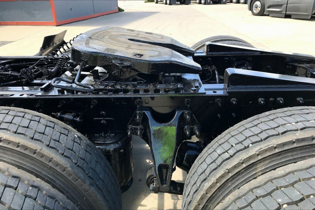 2021 CUM LT625 6×4 Day Cab