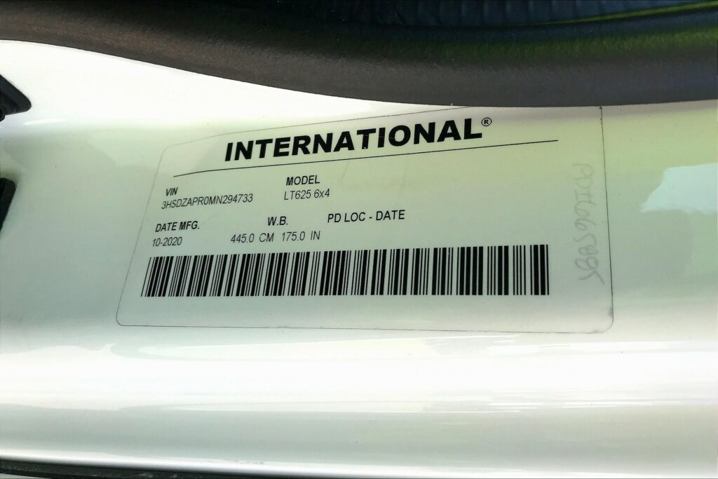 2021 CUM LT625 6×4 Day Cab