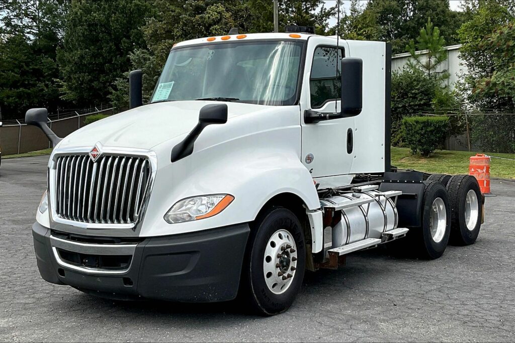 2020 CUM LT625 6×4 Day Cab