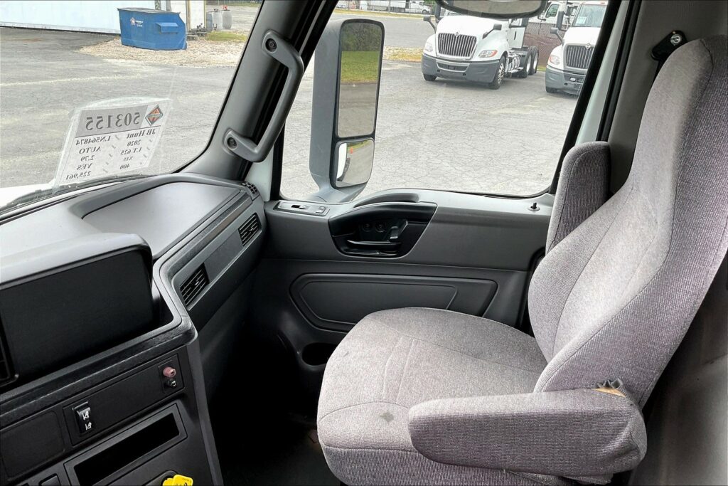 2020 CUM LT625 6×4 Day Cab