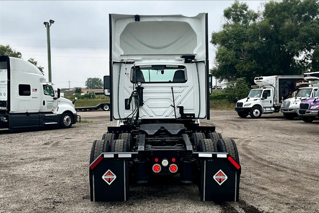 2020 CUM LT625 6×4 Day Cab