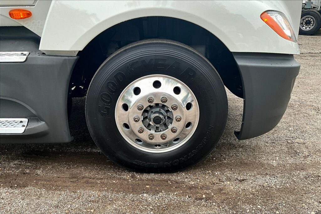 2020 CUM LT625 6×4 Day Cab