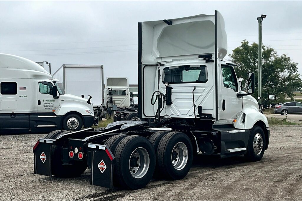 2020 CUM LT625 6×4 Day Cab