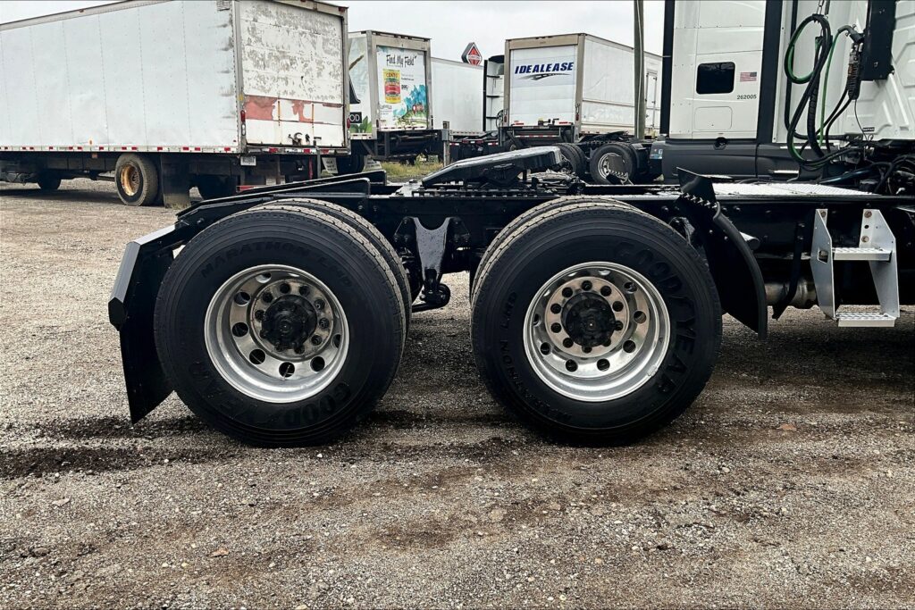 2020 CUM LT625 6×4 Day Cab