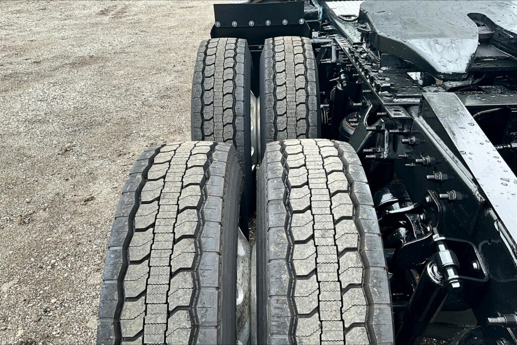 2020 CUM LT625 6×4 Day Cab