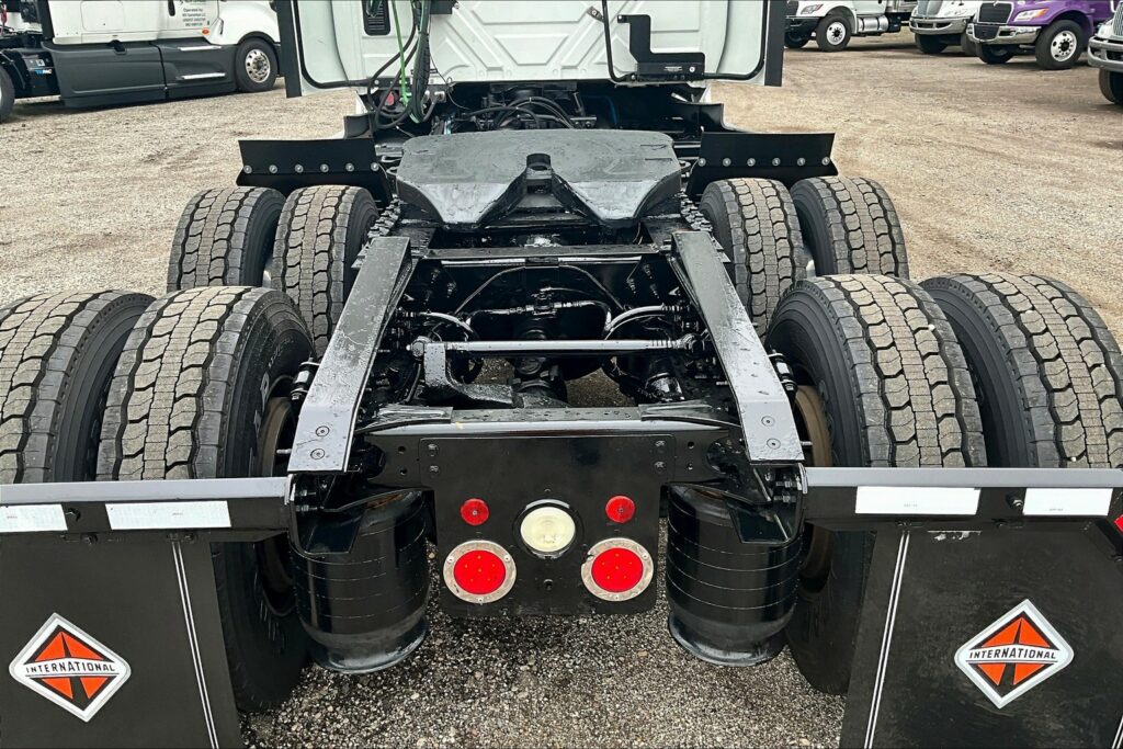 2020 CUM LT625 6×4 Day Cab