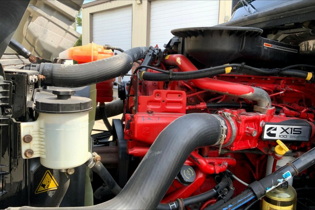 2020 CUM LT625 6×4 Day Cab