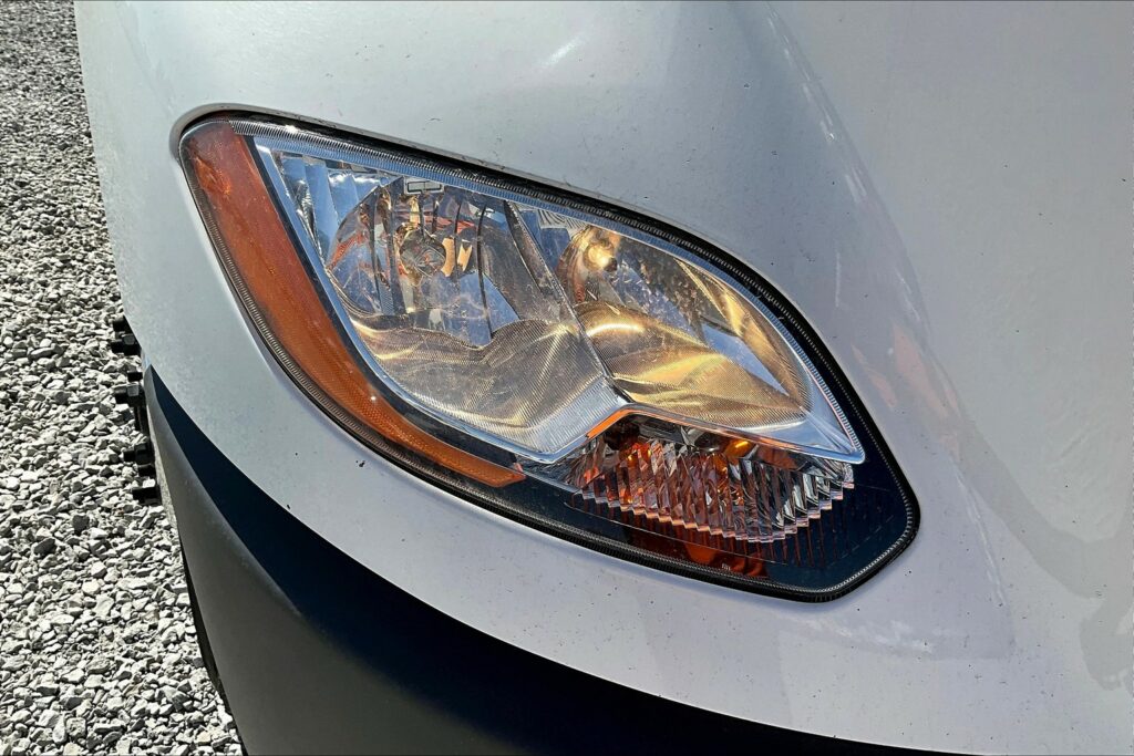 2021 CUM LT625 6×4 Sleeper