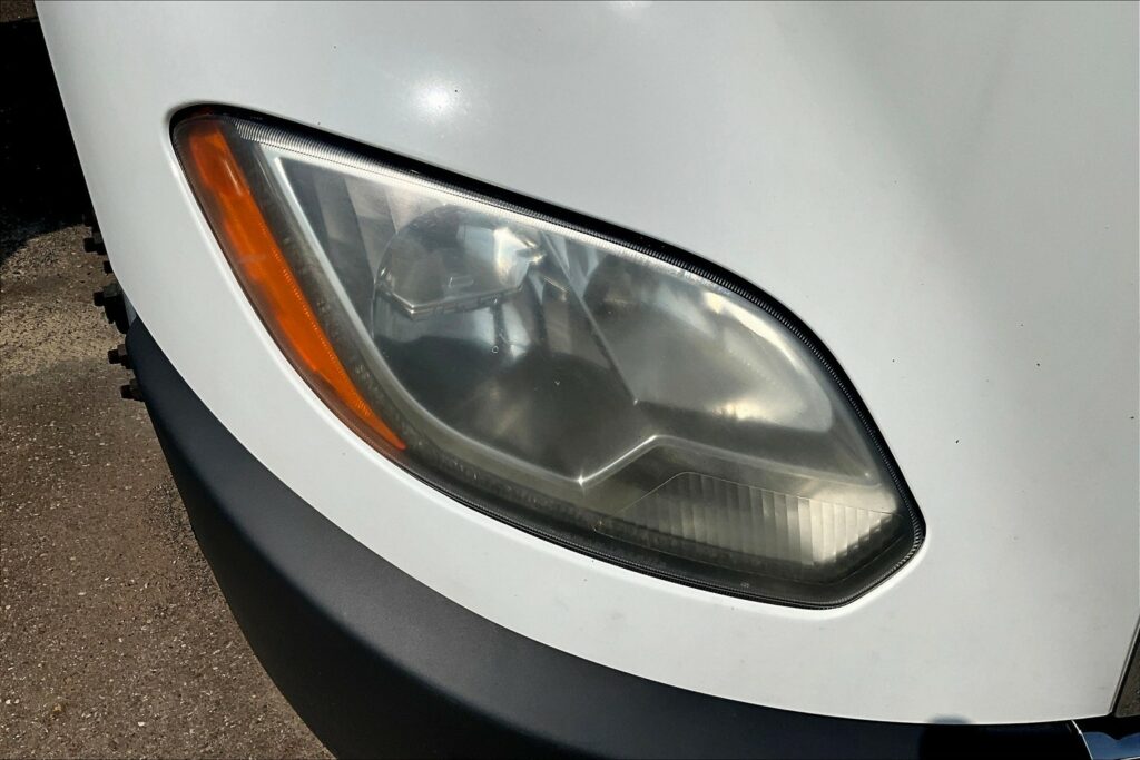 2022 CUM LT625 6×4 Sleeper