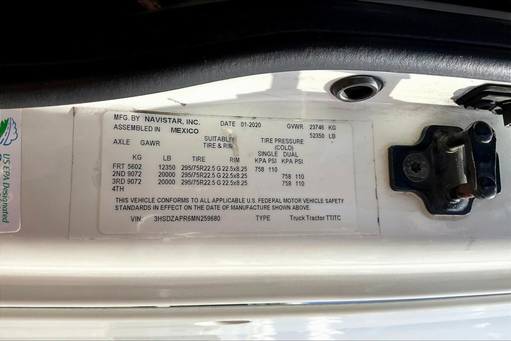 2021 CUM LT625 6×4 Day Cab