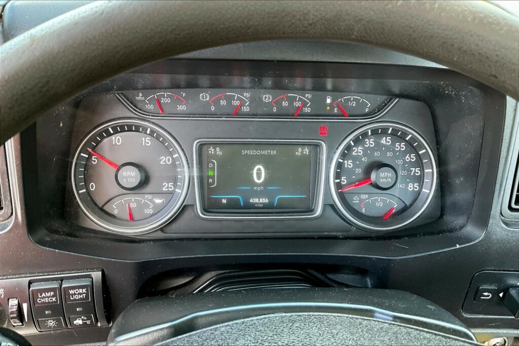 2021 CUM LT625 6×4 Day Cab