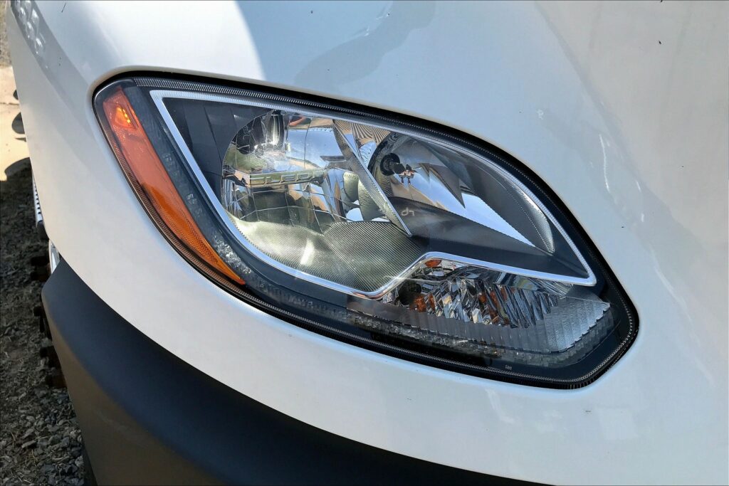 2022 CUM LT625 6×4 Sleeper