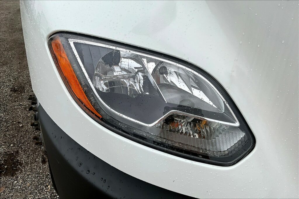 2022 CUM LT625 6×4 Sleeper