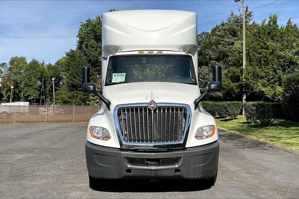 2021 CUM LT625 6×4 Day Cab