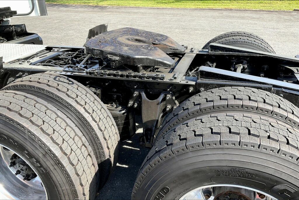 2021 CUM LT625 6×4 Day Cab