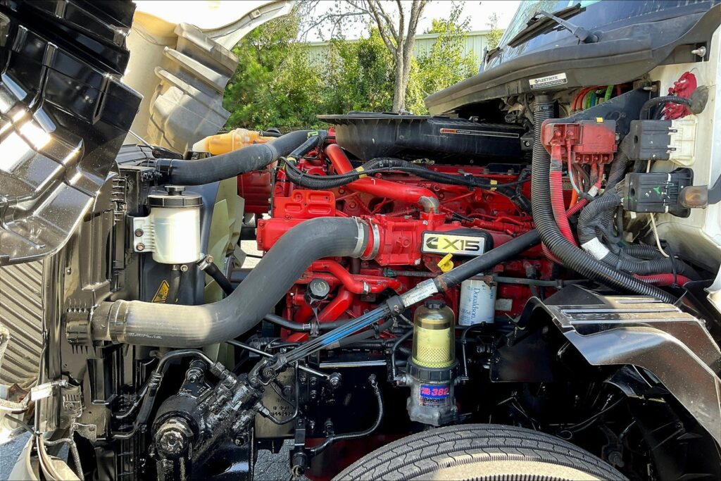 2021 CUM LT625 6×4 Day Cab