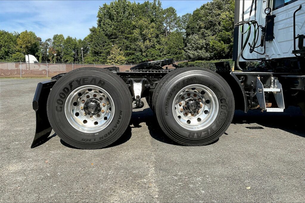 2021 CUM LT625 6×4 Day Cab