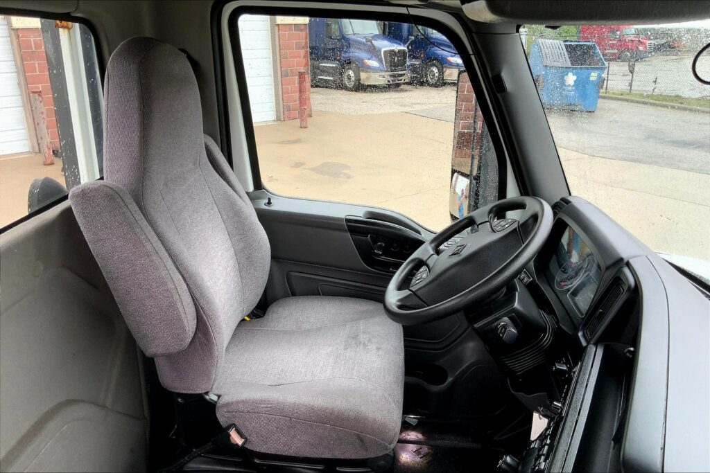 2020 CUM LT625 6×4 Day Cab