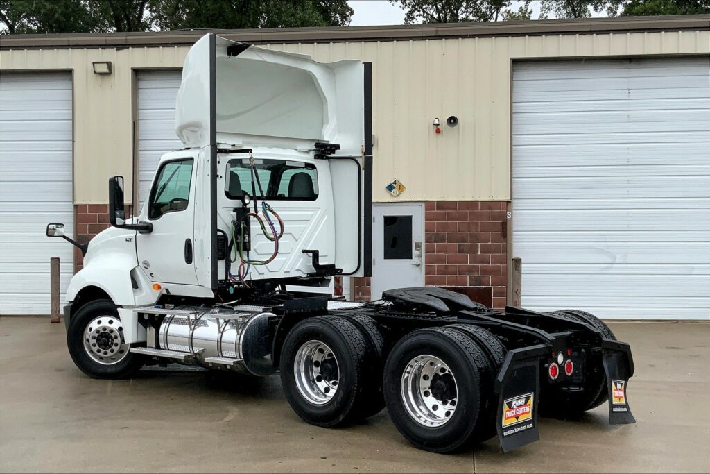 2020 CUM LT625 6×4 Day Cab