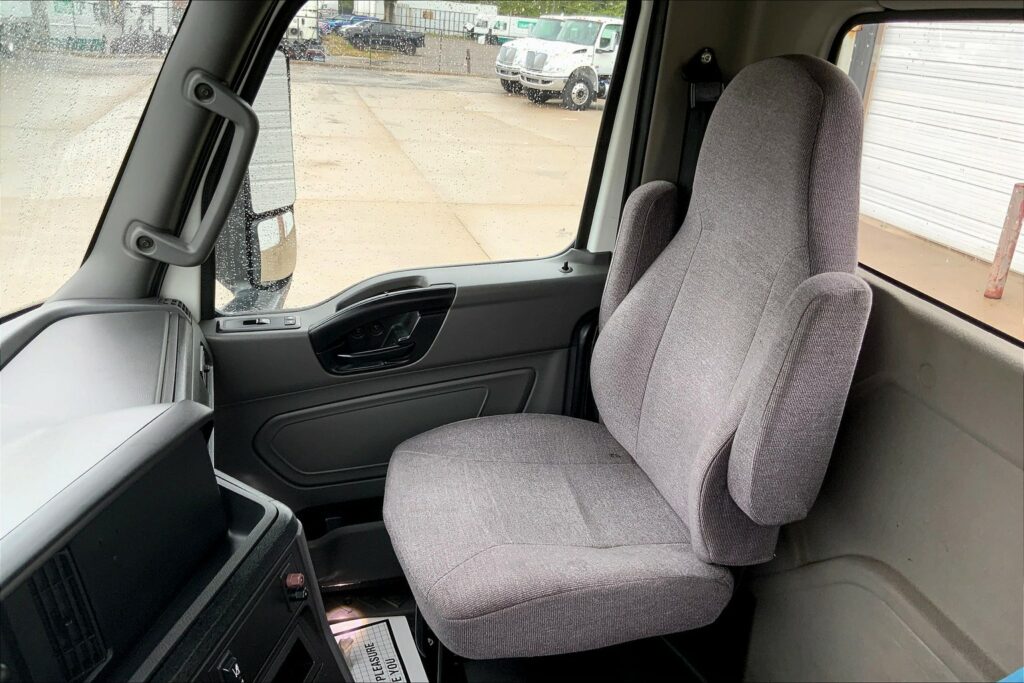 2020 CUM LT625 6×4 Day Cab