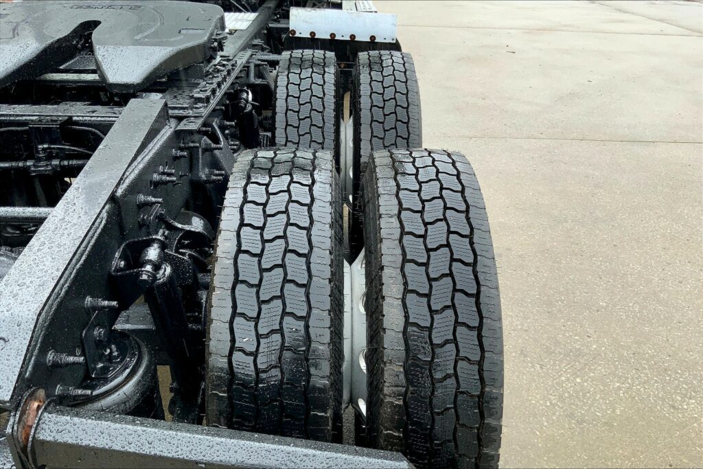 2020 CUM LT625 6×4 Day Cab