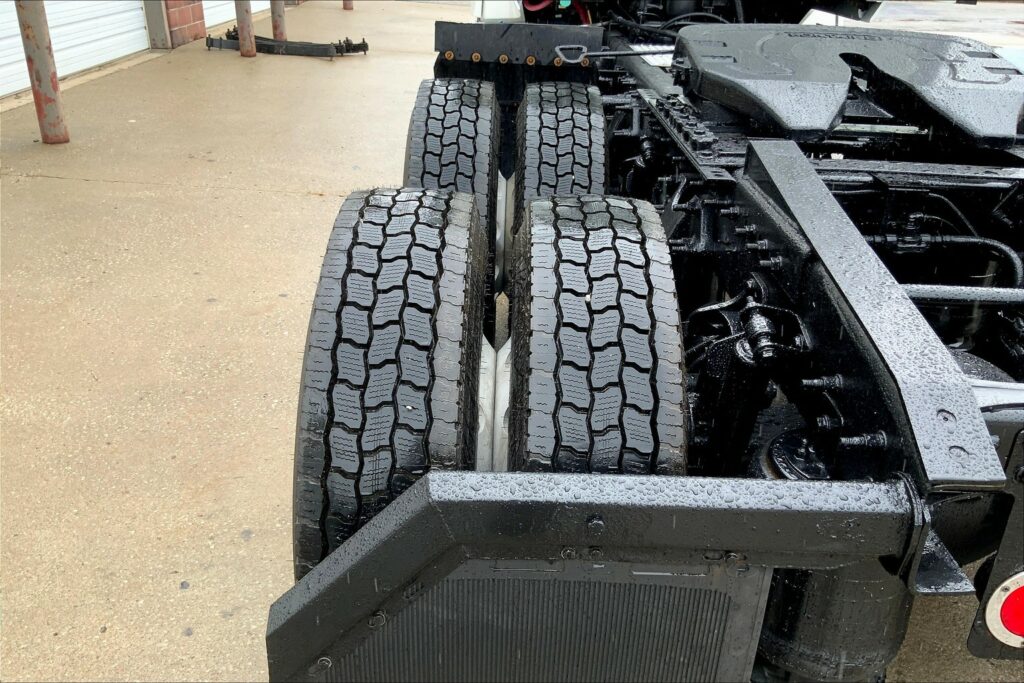 2020 CUM LT625 6×4 Day Cab