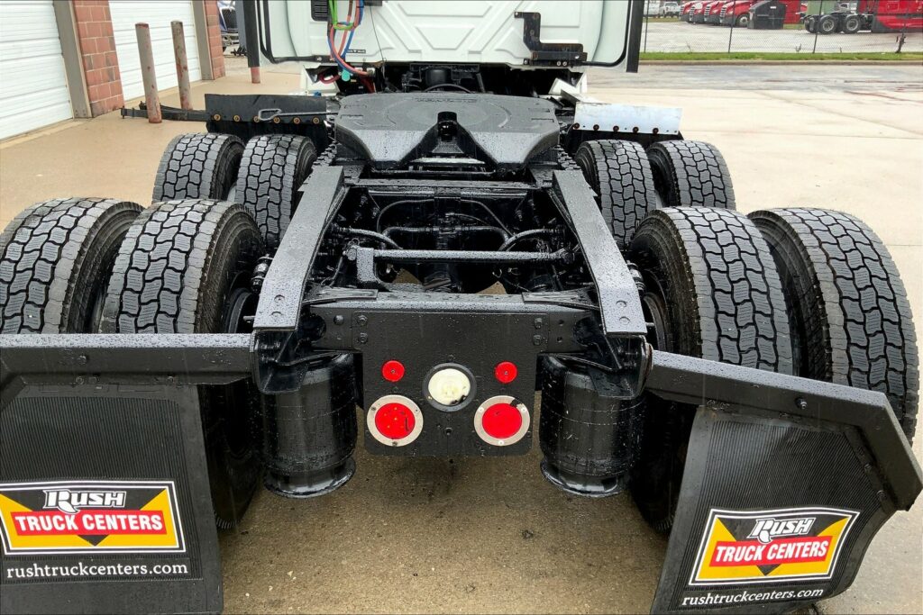 2020 CUM LT625 6×4 Day Cab