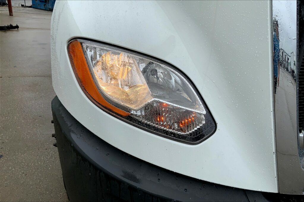 2020 CUM LT625 6×4 Day Cab