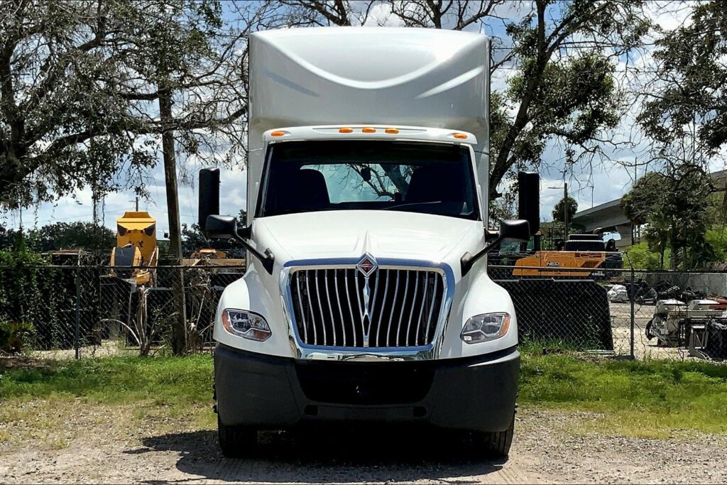 2019 INT LT625 6×4 Day Cab