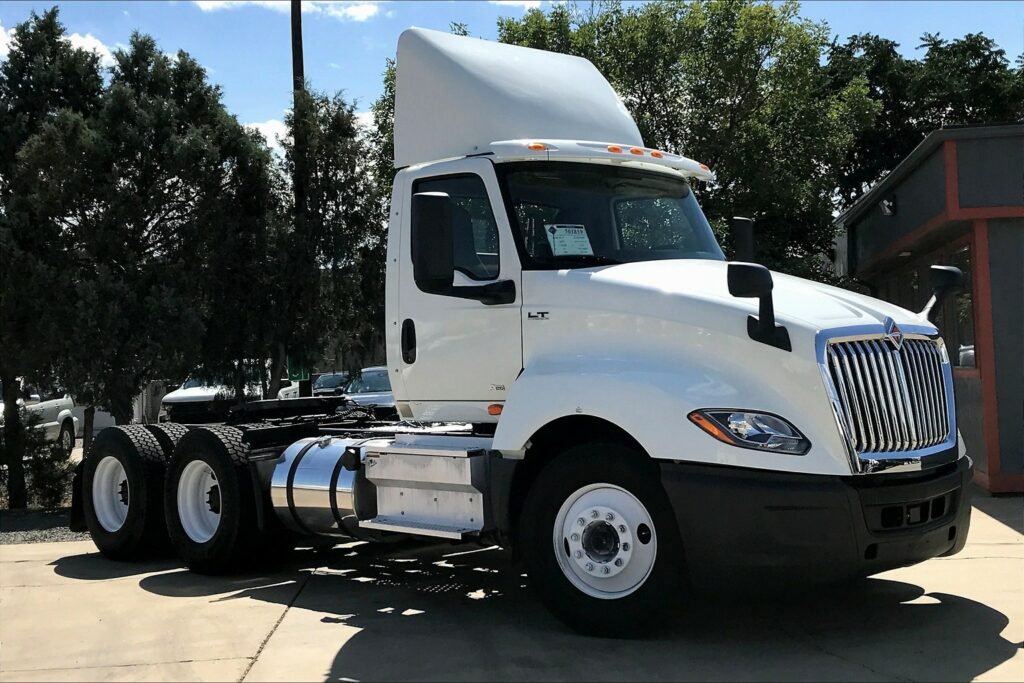 2019 INT LT625 6×4 Day Cab