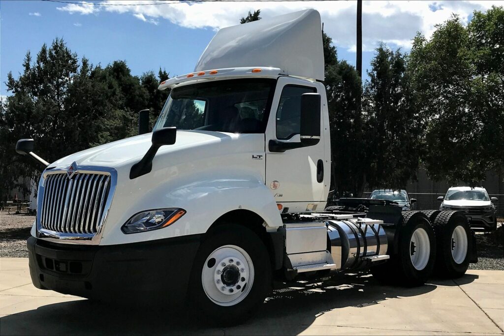 2019 INT LT625 6×4 Day Cab