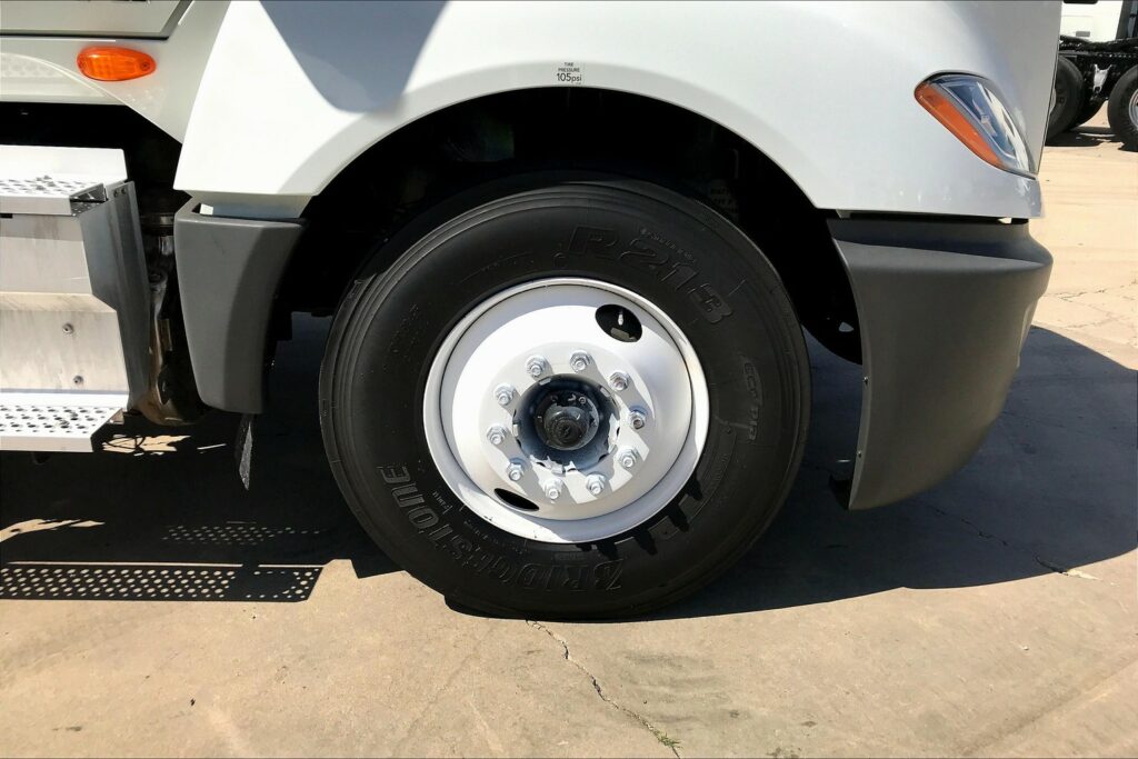 2019 INT LT625 6×4 Day Cab