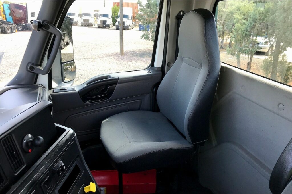 2019 INT LT625 6×4 Day Cab