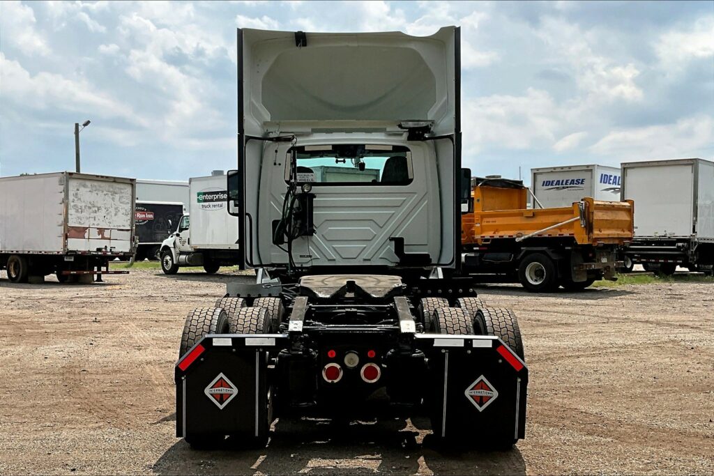 2020 INT LT625 6×4 Day Cab