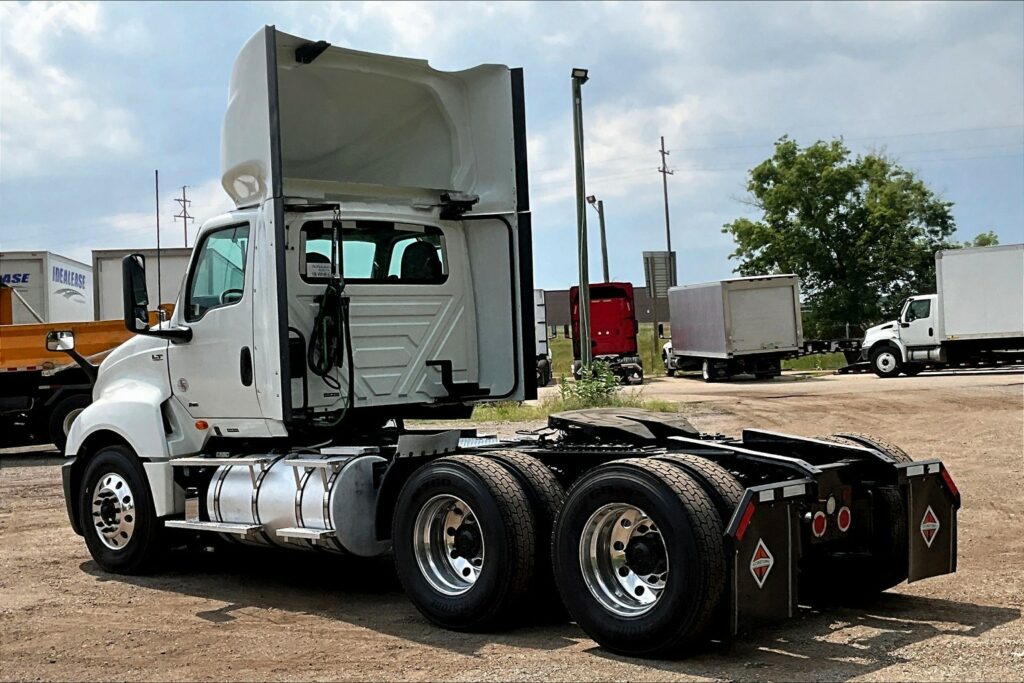 2020 INT LT625 6×4 Day Cab