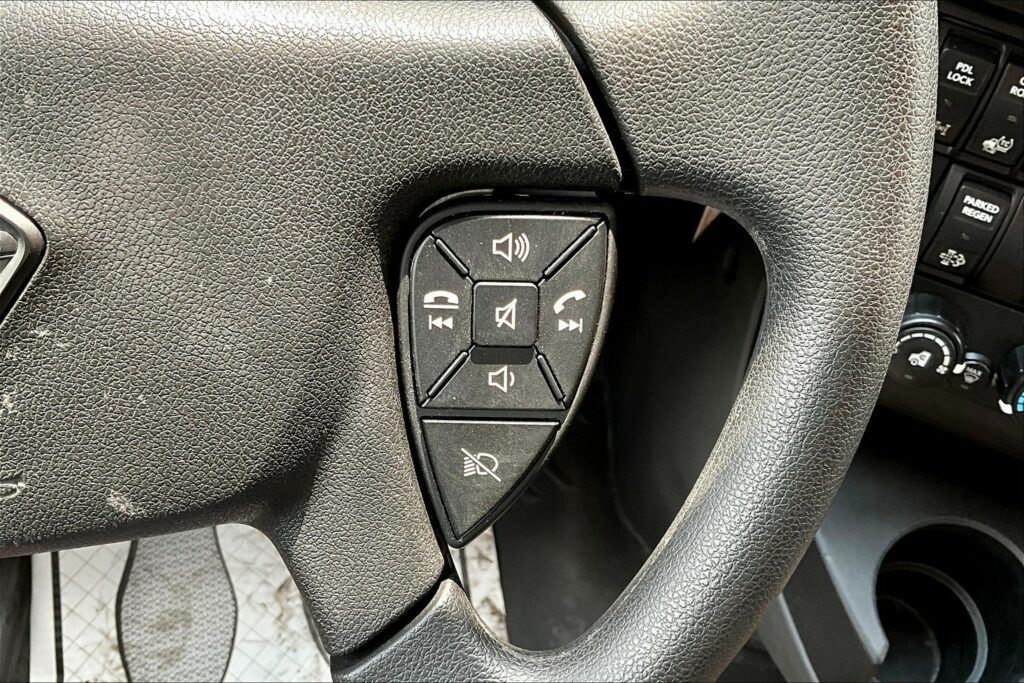 2020 INT LT625 6×4 Day Cab