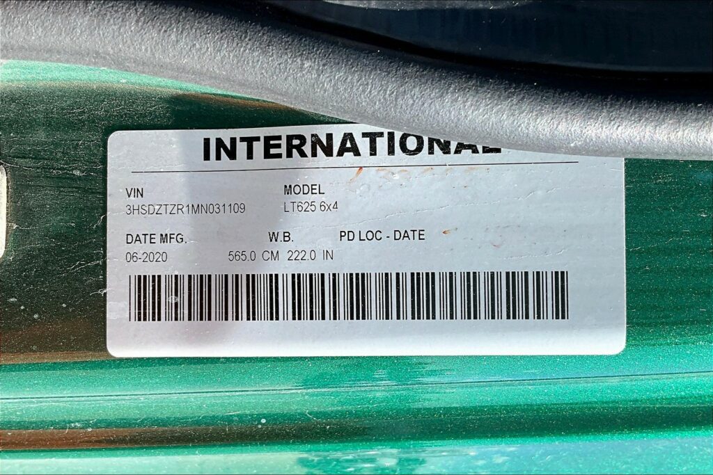 2021 INT LT625 6×4 Sleeper