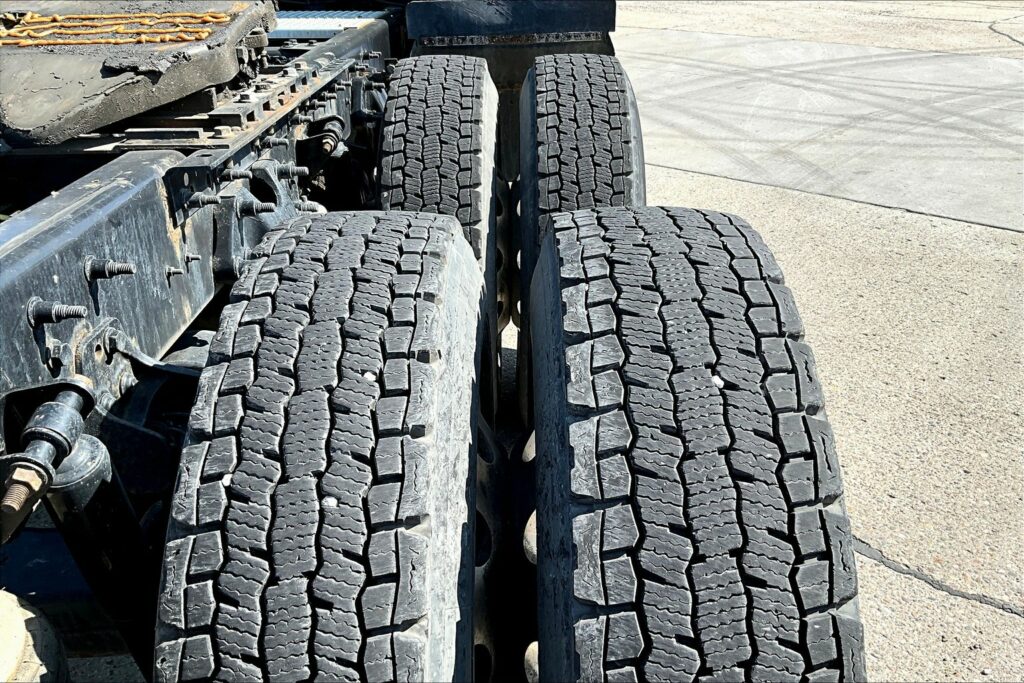 2021 INT LT625 6×4 Sleeper