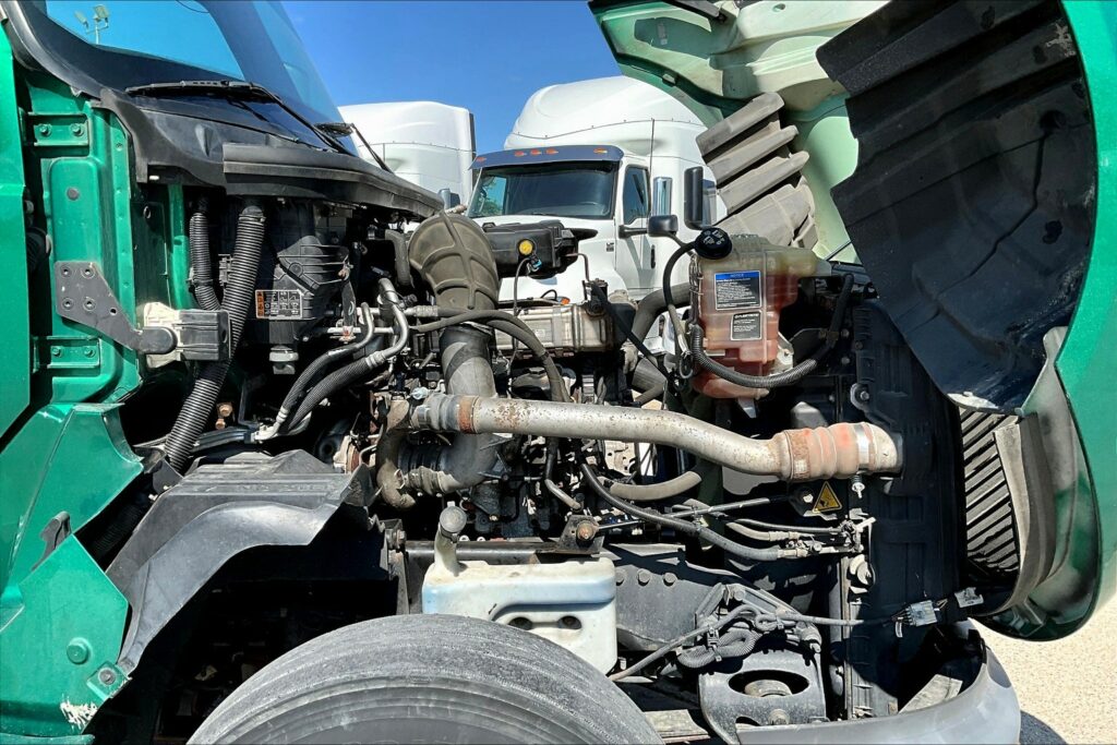 2021 INT LT625 6×4 Sleeper