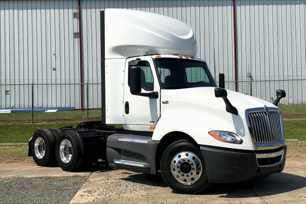 2021 INT LT625 6×4 Day Cab