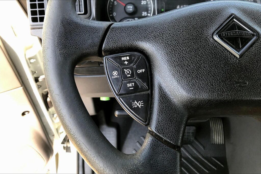 2021 INT LT625 6×4 Day Cab