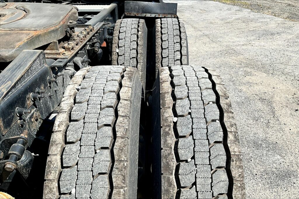 2022 INT LT625 6×4 Sleeper